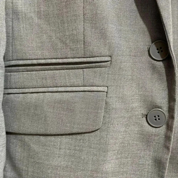- NewYork&Company gray blazer - Picture 5 of 9